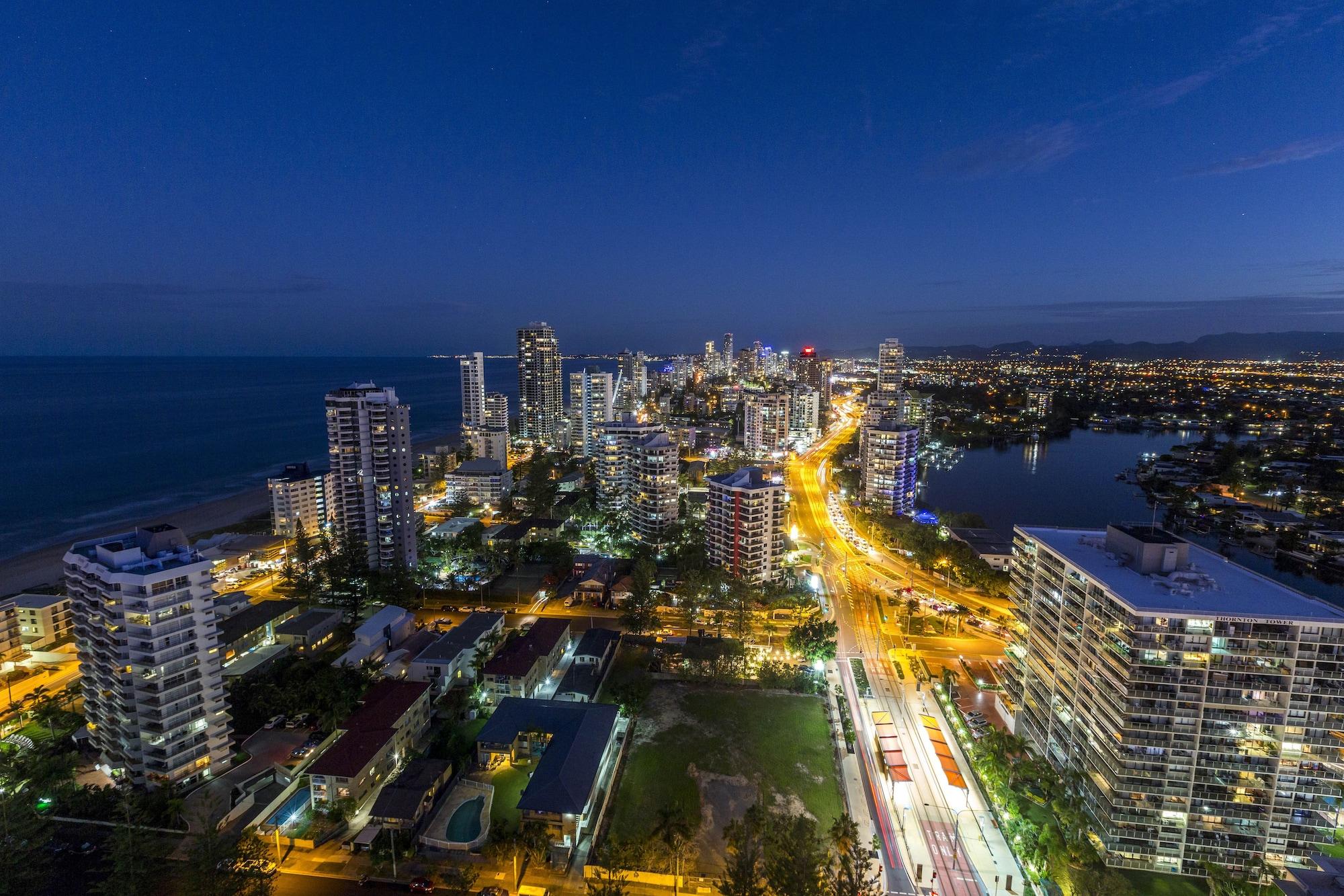 Artique Surfers Paradise - Official Exterior photo