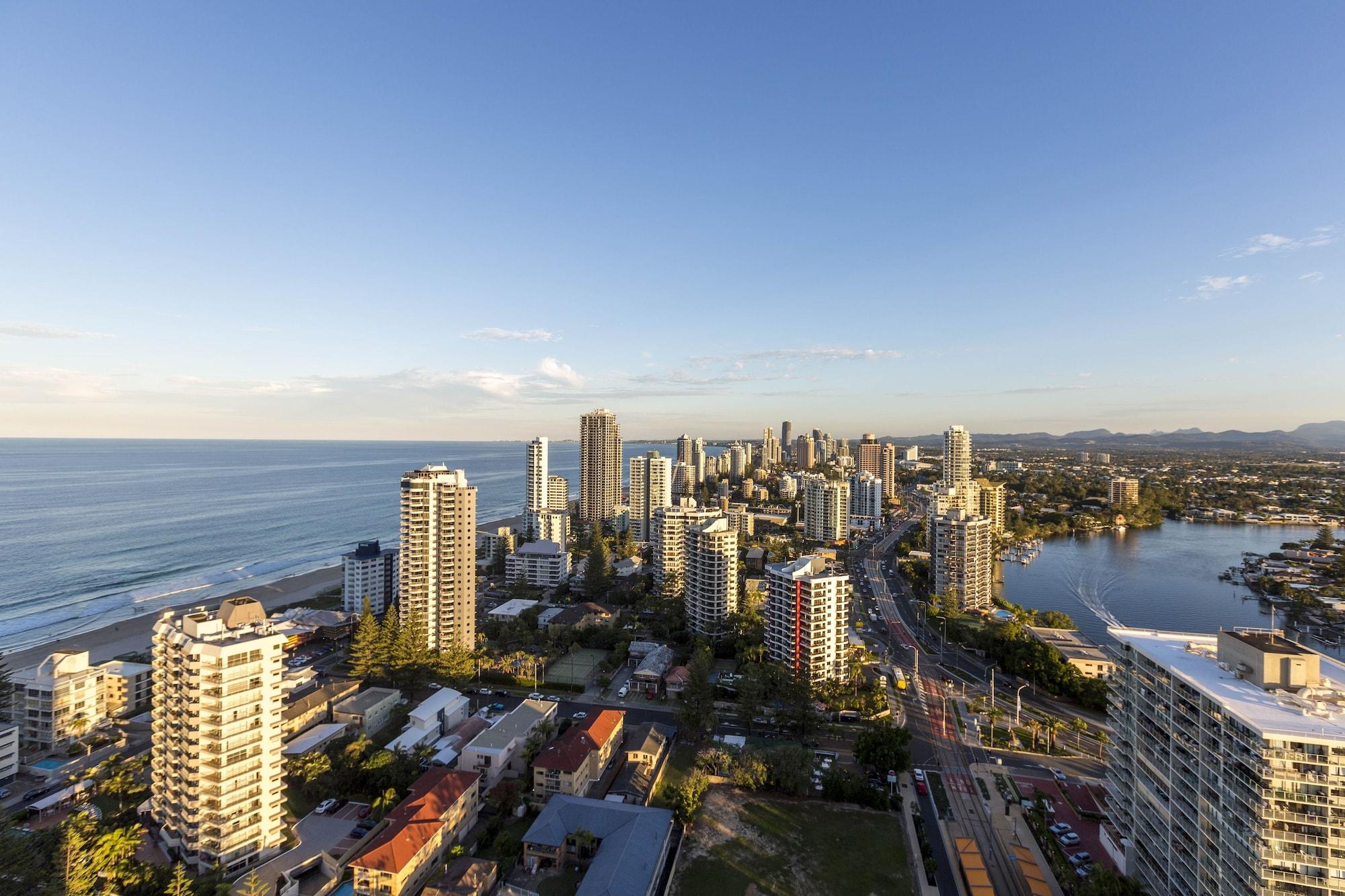 Artique Surfers Paradise - Official Exterior photo